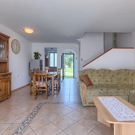 Holiday Ksenija-2 By Interhome Ferienhaus Cepljani